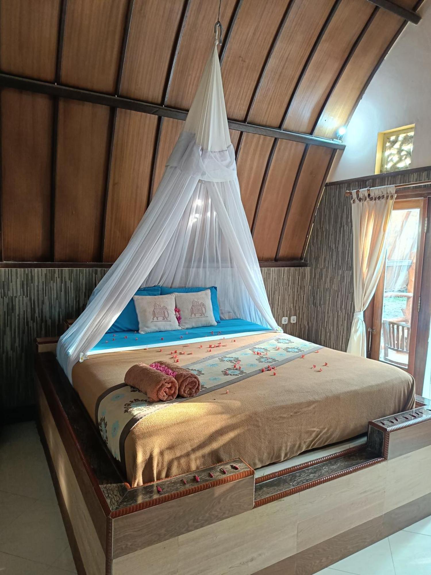 Noby Gili Cottages Гили Мено Екстериор снимка
